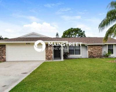 3 Bedroom 2BA 1532 ft Pet-Friendly Apartment For Rent in Three Oaks, FL