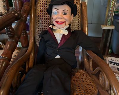 Treasure Trove: A collector's Dream in a 100 -Year-Old Home