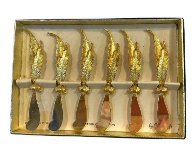 Vintage Boxed 24k Gold Plated Hors d'Oeuvre Knives - Set of 6