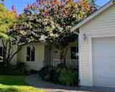 4 Bedroom 2BA 1920 ft² Pet-Friendly House For Rent in Vashon, WA 10017 SW 184th Way