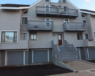 1 Bedroom 1BA 774 ft Condo For Sale in BRIDGEPORT, CT
