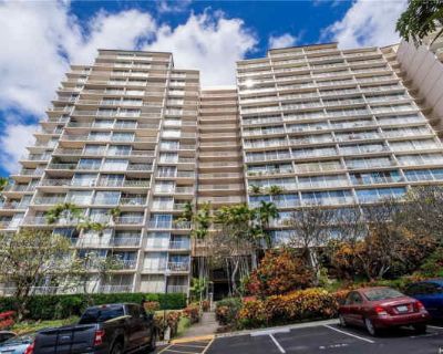 1 Bedroom 1BA 680 ft Furnished Apartment For Rent in Makaha, HI