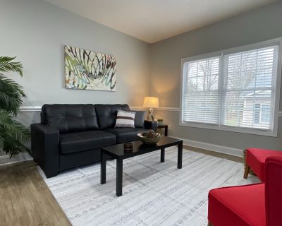 Homads Townhouse (Has a Townhouse). Room in the 2 Bedroom 2BA House For Rent in Johnson City,...
