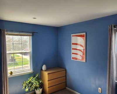 Private room with shared bathroom in a House, South Laurel, MD 20708