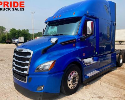 2022 FREIGHTLINER CASCADIA 126 CLASS 8 (GVW 33001 - 150000) Conventional - Sleeper Truck Truck For Sale in Toledo, OH