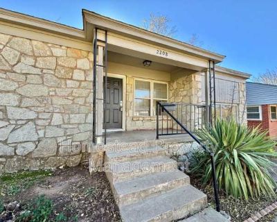 3 Bedroom 1BA 1043 ft Pet-Friendly Apartment For Rent in Oklahoma City, OK