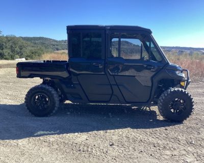 2025 Can-Am Defender MAX Lone Star Cab HD10