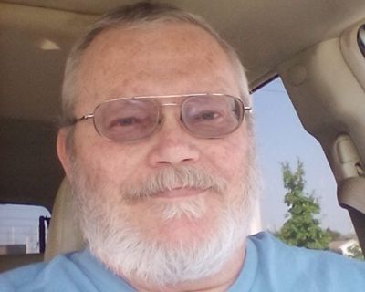 David - Needs an Apartment on iROOMit or a Room