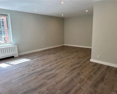 1 Bedroom 1BA 850 ft Condo For Rent in Hastings-on-Hudson, NY