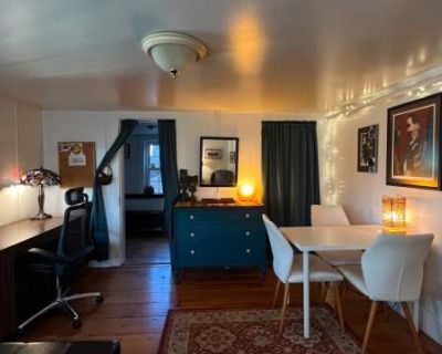 3 Bedroom 2BA 1600 ft Furnished Pet-Friendly Apartment For Rent in Beacon, NY