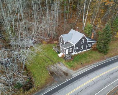 3 Bedroom 1BA 1476 ft Single Family Home For Sale in BATH, ME