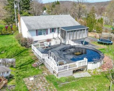 4 Bedroom 3BA 2322 ft Single Family House For Sale in Carmel, NY