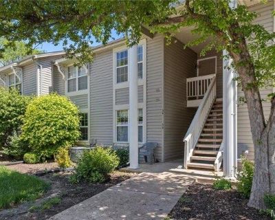2 Bedroom 1BA Condo For Sale in Saint Peters, MO