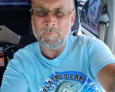 Non-smoker * Interested in teaming-up. Budget: $600 per month. Ready to move: May 1. Looking for myself. retired disabled war veteran with Ford f350 and 16 ft bass boat