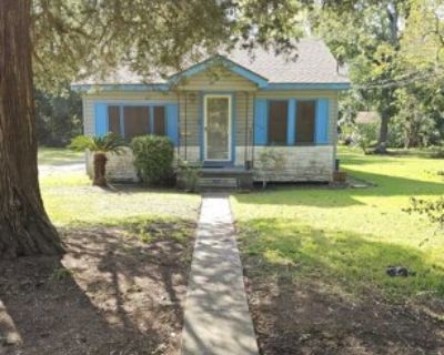 2235 Johnson St. Welcome home to this inviting 3-bedroom, 1-bathroom residence offering 1, 144 square feet of comfortable living space. Perfect for families, roommates, or anyone seeking a balance of space and convenience.. 3 Bedroom. 1 Bathroom. 1144 ft