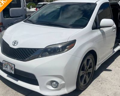 Used 2017 Toyota Sienna SE