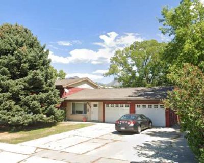 3 Bedroom 2BA 1670 ft Pet-Friendly Apartment For Rent in Holladay, UT