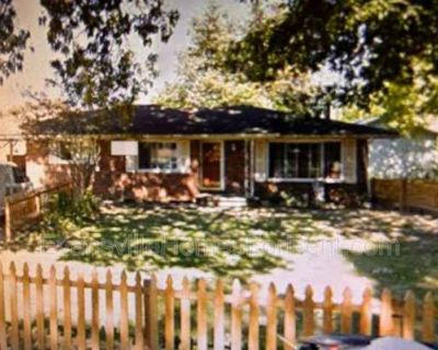 3 Bedroom 1BA 0 ft Pet-Friendly Apartment For Rent in Evansville, IN