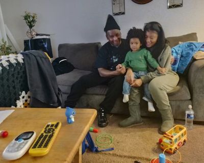 Maurice - Needs an Apartment on iROOMit or a Room