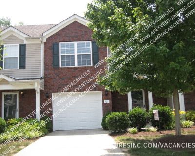 2 Bedroom 2BA 1500 ft Single-family home For Rent in Nashville, TN