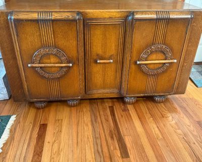 Timeless to Modern Finds From Around The Globe!! (Online Estate Sale)