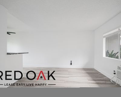 630 N Cerritos Ave. ~1 Month FREE~ Excellent One Bedroom with Hardwood Style Floors, Kitchen Appliances, Pool, On-Site Laundry, and Parking Available ~ In Azusa! *MOVE-IN SPECIAL* **Resident will receive a one-time credit of 1 Month FREE off of the Market Rent Price of $1,895, on approved credit. The net effective rent shows the savings as amortized over the entire 12-month lease term. The adve...