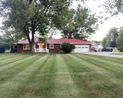 3 Bedroom 2BA 1420 ft Single Family House For Sale in Goshen, IN