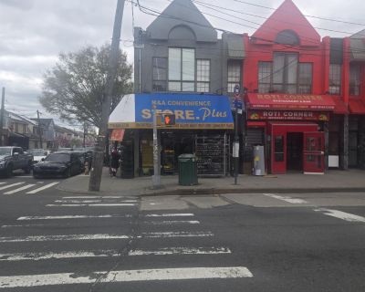 1750 ft Commercial Property For Rent in Jamaica, NY