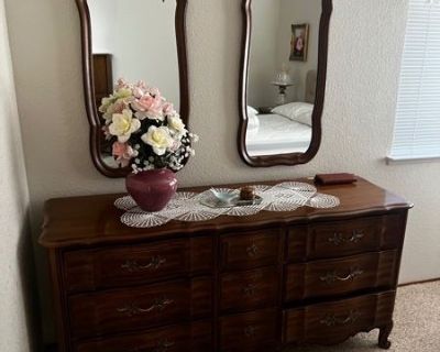 Friday only Vintage Park Estate Sale