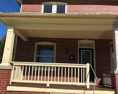 3 Bedroom 1.5BA 1292 ft Apartment For Rent in Ephrata, PA