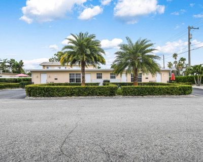 1 Bedroom 1BA 1656 ft Apartment For Rent in Lake Worth Beach, FL