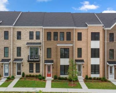 4 Bedroom 4BA 2218 ft Apartment For Rent in Brambleton, VA