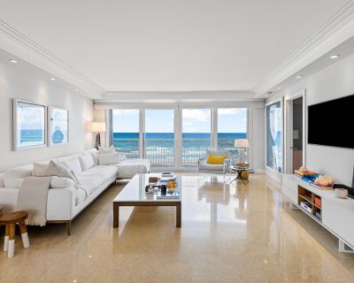 2 Bedroom 2BA 1350 ft Furnished Apartment For Rent in Palm Beach, FL