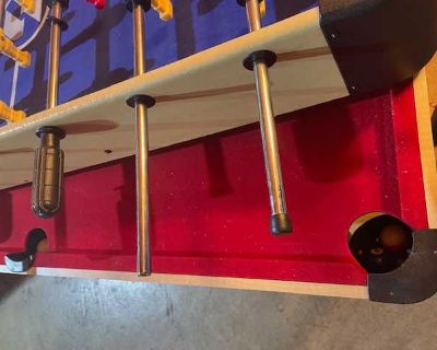 Foosball/pool table