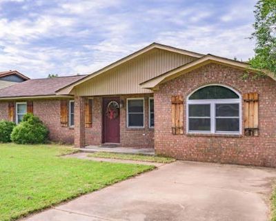 4 Bedroom 2BA 1370 ft Single Family Home For Sale in SHERWOOD, AR