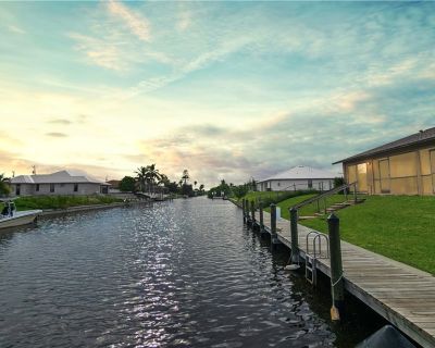 2 Bedroom 2BA 939 ft Condo For Sale in Cape Coral, FL