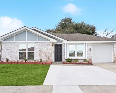 3 Bedroom 2BA 1311 ft Single Family House For Sale in Gretna, LA