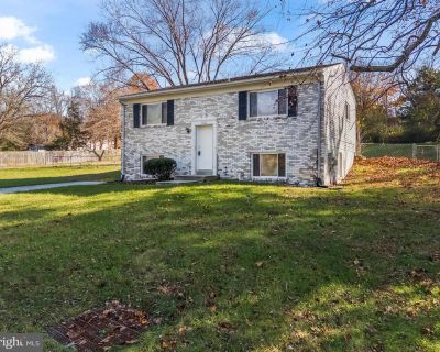 10100 Le Fevre Drive. Property for Rent in Cheltenham, MD for $2,750 with 4 bedrooms and 2 full baths. This 1,632 square foot property was built in 1981 on a lot size of 0.46.. Pool No Pool Fencing Chain Link Water Source Public Type of Parking Driveway Foundation Details Slab Water View Y/N N Lot Size Acres 0.46 Lot Size Source Assessor Waterfront Y/N N Navigable Water Y/N N Water Oriented Y/N...