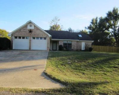 103 Wendy. image_url. Patio / balcony Dishwasher Garage Ceiling fan Microwave Range Unit Amenities ceiling fan dishwasher microwave patio / balcony range refrigerator Property Amenities parking garage. 3 Bedroom. 2 Bathroom. 1532 ft