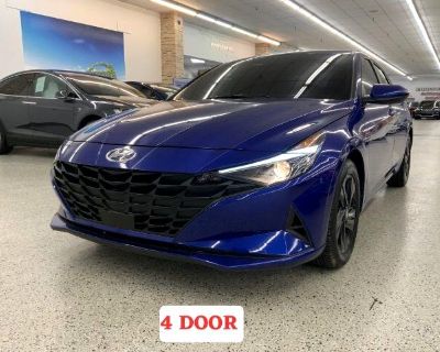 2023 Hyundai Elantra SEL IVT