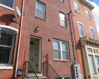 UNIVERSITY CITY FURNISHED PRIVATE ROOM/BATHROOM FOR RENT