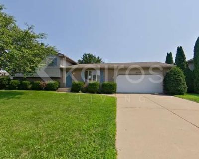 6155 Brie Avenue. image_url. W/D hookup Patio / balcony Pet friendly 24hr maintenance Garage Air conditioning Unit Amenities air conditioning patio / balcony w/d hookup Property Amenities cats allowed dogs allowed pet friendly parking 24hr maintenance garage key fob access. Pets allowed. 3 Bedroom. 2 Bathroom. 1816 ft