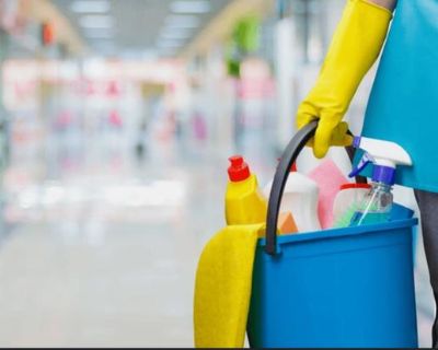 Hello, I currently have a few open spots for housecleaning and organizing in the James Bay area. I pride myself on being meticulous and hardworking, treating your belongings with the utmost care and respect. I'm happy to use my own eco-friendly cleaning solutions, or I can work with yours. With 17 years of experience in Health Care, I also offer assistance for anyone needing care in the home fo...