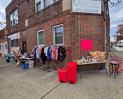 GARAGE SALE -172 Maple Avenue 9AM-5PM