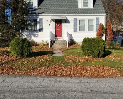 3 Bedroom 1BA 1152 ft Single Family House For Sale in Warwick, RI