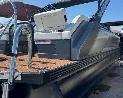 2025 Manitou 26. Explore Navigator