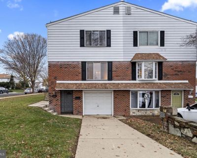 3 Bedroom 2BA 1680 ft Townhouse For Sale in Philadelphia, PA