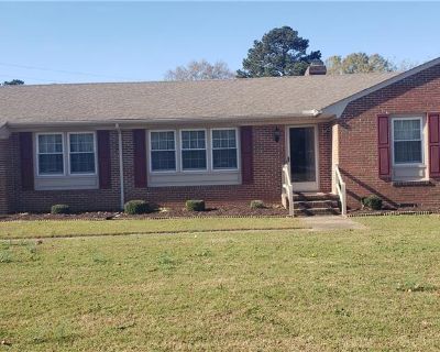 3 Bedroom 2BA 1554 ft Single Family House For Sale in Franklin, VA