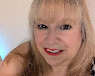 I'm single, very social,(but level of interaction depends on roommates desires)I don't watch a lot of TV. Except football. I'm a music and dance junkie. I'm happiest at a concert or club with live music.Volunteering is very important to me. I've been involved with nonprofits and various organizations forever.