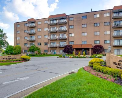 3 Bedroom 2BA 1457 ft Condo For Sale in Louisville, KY